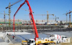 How to check the leakage of the concrete pump boom