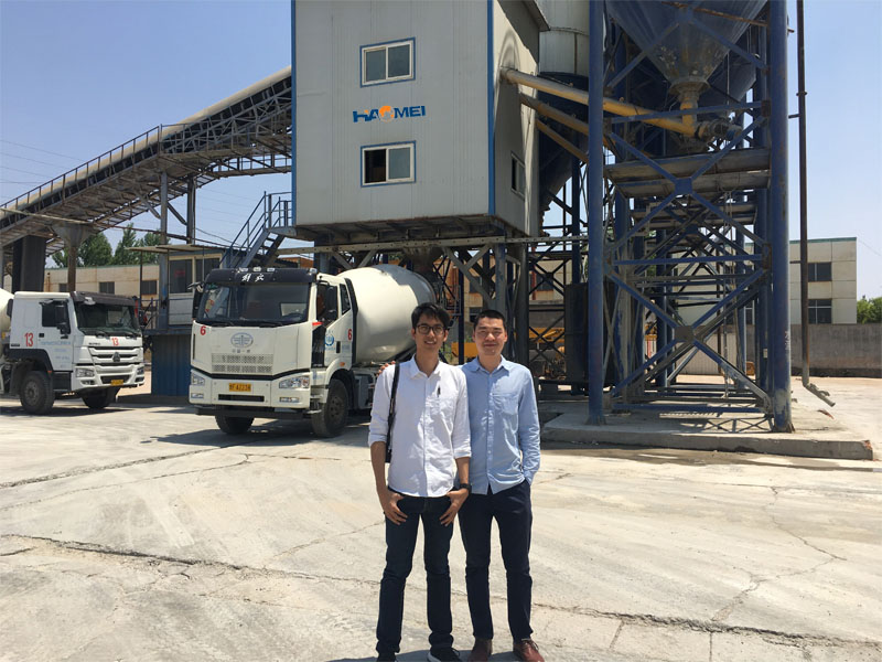 Thailand Client Visit to Our Concrete Pump Factory