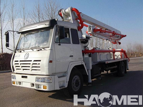 concrete pump truck