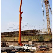 Maintenance the boom of isuzu concrete pump truck