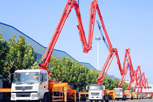 mini concrete pump truck