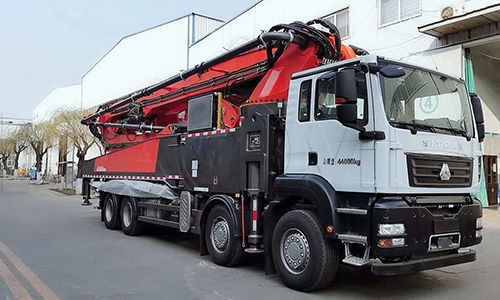 concrete boom pump