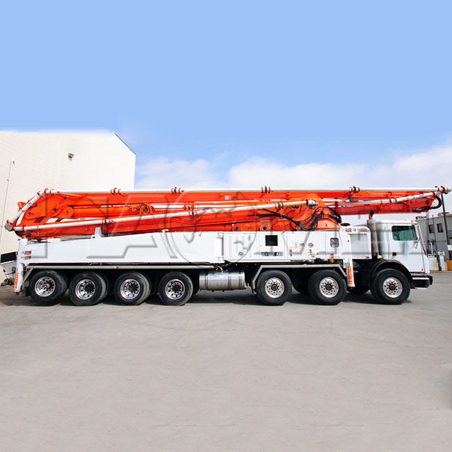 What Are Features of Small Concrete Pump Truck