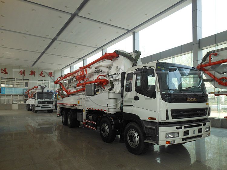 How to Choose Concrete Pump Machine for Sale