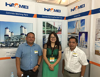 Haomei Sales with Uzbekistan Customers on Shanghaii Exhibition